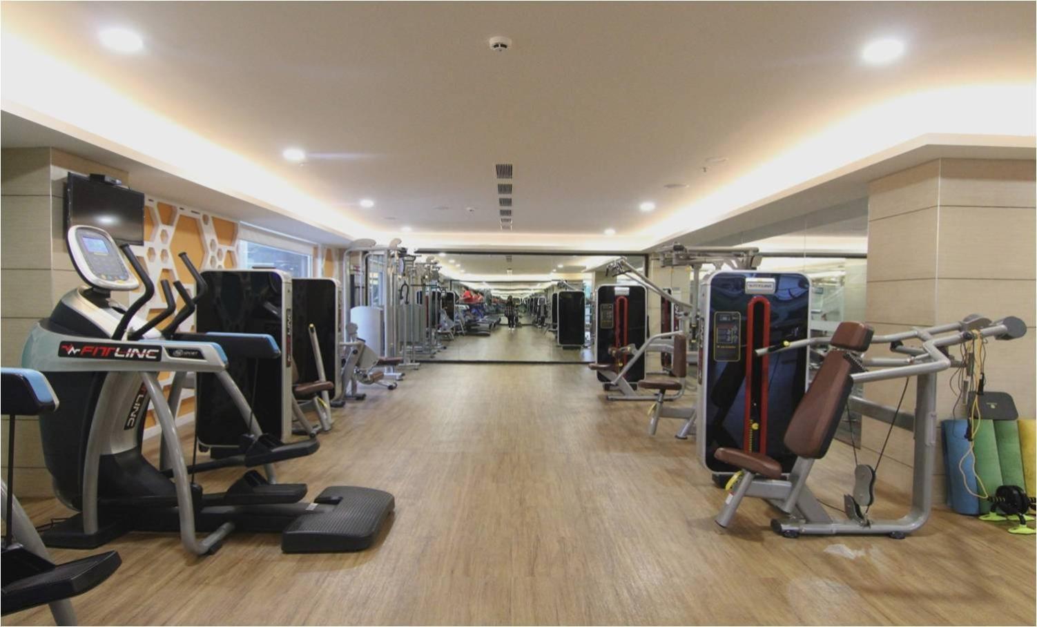 V Retreat Gurgaon Ξενοδοχείο Εξωτερικό φωτογραφία
